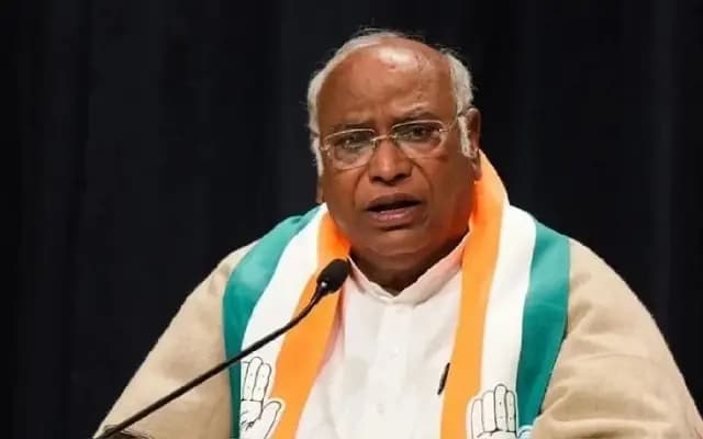 ಪ್ರಧಾನಿ ಅಭ್ಯರ್ಥಿಯಾಗಿ ರಾಹುಲ್ ಗಾಂಧಿ  ನನ್ನ ಆಯ್ಕೆ: ಮಲ್ಲಿಕಾರ್ಜುನ ಖರ್ಗೆ