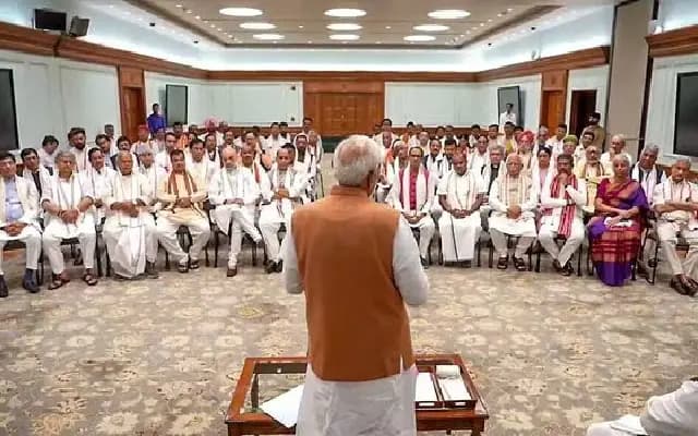ರಾಜ್ಯದ ಈ ಐವರಿಗೆ ಕಾದಿದೆ ಬಂಪರ್‌ ಆಫರ್‌ : ಸಚಿವ ಪಟ್ಟ ಖಚಿತ