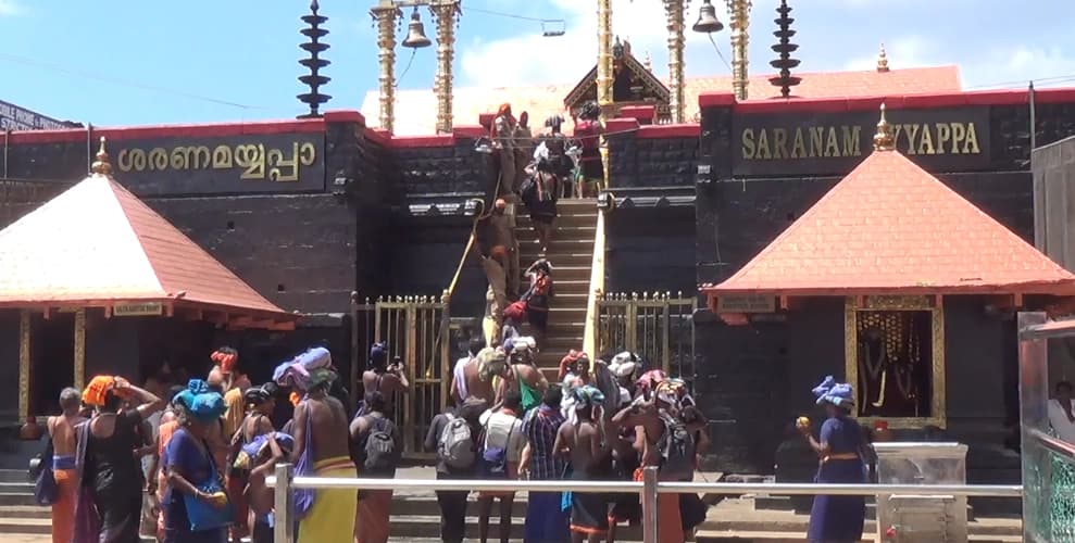 ಕೇರಳ ಹೈಕೋರ್ಟ್ ಎಂಟ್ರಿ ಬೆನ್ನಲ್ಲೇ ಶಬರಿಮಲೆಯಲ್ಲಿ ನಾಪತ್ತೆಯಾಗಿದ್ದ ಚಿನ್ನದ ಪೀಠ ಪತ್ತೆ!