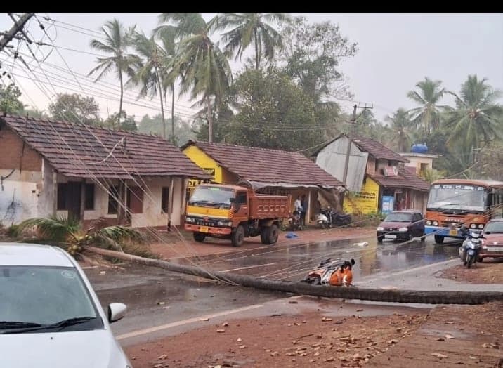 ಬಂಟ್ವಾಳ: ಭಾರೀ ಗಾಳಿ ಮಳೆ, ಹಲವೆಡೆ ಹಾನಿ