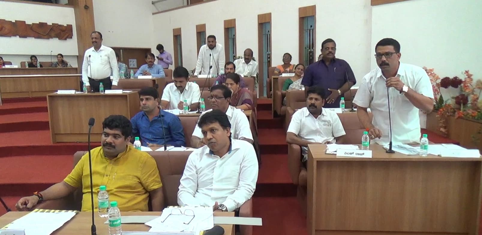 ಆರ್​ಸಿಬಿ ಪ್ಲೇಆಫ್​ ಪ್ರವೇಶಿಸಲು ಈಕೆಯ ಡ್ಯಾನ್ಸ್‌ ಕಾರಣವಂತೆ!