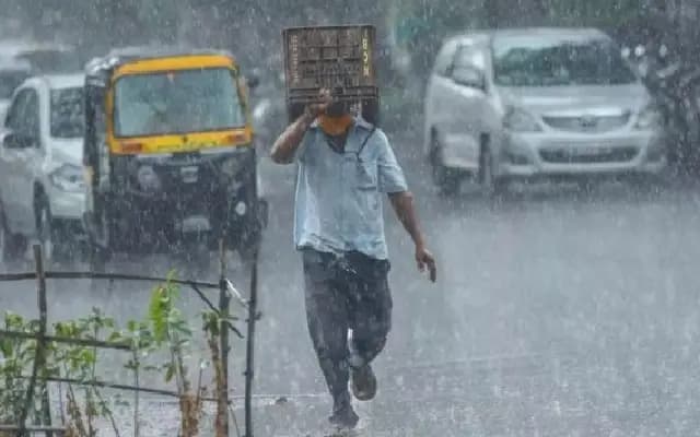 ರಾಜ್ಯದ ಈ ಜಿಲ್ಲೆಗಳಲ್ಲಿ ಭಾರಿ ಮಳೆ: ಆರೆಂಜ್ ಅರ್ಲಟ್,ಯಲ್ಲೋ ಅರ್ಲಟ್ ಘೋಷಣೆ