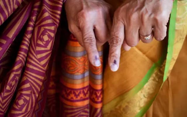 ವಿಧಾನ ಪರಿಷತ್ ಚುನಾವಣೆ: ಜೂ 3ರಂದು ಪದವೀಧರ ಮತದಾರರು, ಶಿಕ್ಷಕರಿಗೆ ವಿಶೇಷ ರಜೆ 