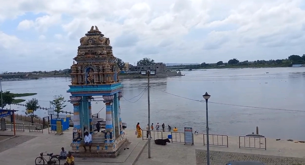 ಕಬಿನಿ ಜಲಾಶಯದಿಂದ 25ಸಾವಿರ ಕ್ಯೂಸೆಕ್ಸ್ ನೀರು ಬಿಡುಗಡೆ - News Karnataka