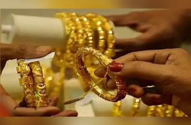 ಇಂದು ಚಿನ್ನದ ಬೆಲೆಯಲ್ಲಿ ಕೊಂಚ ಇಳಿಕೆ! - News Karnataka