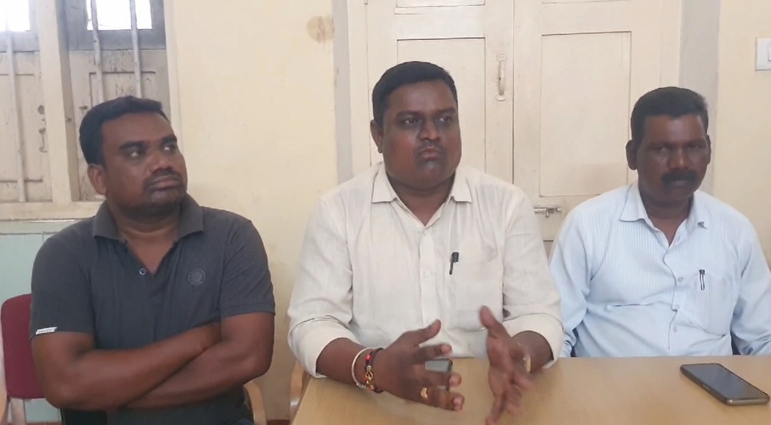 ಸರ್ಕಾರಿ ಸಾರ್ವಜನಿಕ ವೈದ್ಯರ ಕರ್ತವ್ಯ ಲೋಪ ಖಂಡಿಸಿ ಸುದ್ದಿಗೋಷ್ಠಿ! - News Karnataka