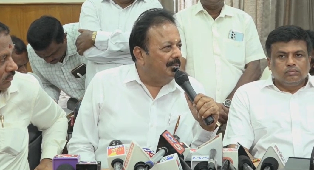 ʼಮದ್ದೂರಿನ ಗಲಭೆ ಪ್ರಕರಣಕ್ಕೂ, ತಿಮ್ಮಯ್ಯ ವರ್ಗಾವಣೆಗೂ ಸಂಬಂಧ ಇಲ್ಲʼ - News Karnataka