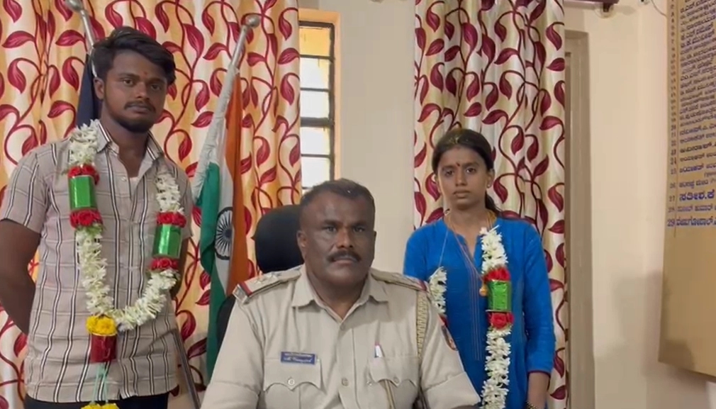 ಪೊಲೀಸ್ ಠಾಣೆಯಲ್ಲಿ ಪ್ರೇಮಿಗಳಿಗೆ ಮದುವೆ ಮಾಡಿಸಿದ ಖಾಕಿ - News Karnataka