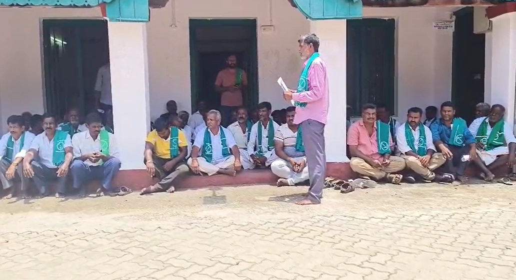 ಪಂಪ್ ಸೆಟ್ ಗಳಿಗೆ ನಿರಂತರ ವಿದ್ಯುತ್ ಪೂರೈಕೆ ಮಾಡುವಂತೆ ಆಗ್ರಹಿಸಿ ರೈತರ ಪ್ರತಿಭಟನೆ - News Karnataka