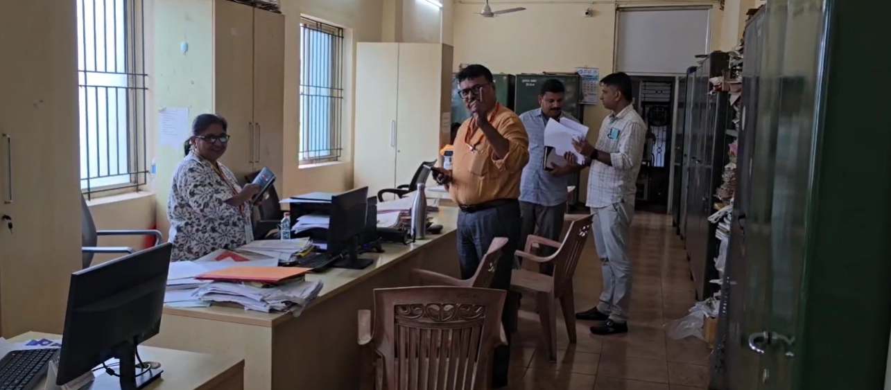 ಕಾರ್ಕಳ ಪುರಸಭೆ, ತಾಲೂಕು ಕಚೇರಿಗೆ ಲೋಕಾಯುಕ್ತ ಅಧಿಕಾರಿಗಳ ದಿಢೀರ್ ಭೇಟಿ, ಪರಿಶೀಲನೆ - News Karnataka
