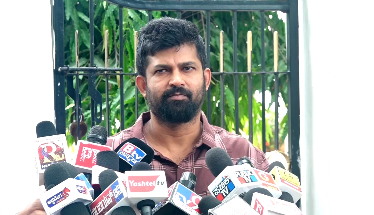 ಚುಟುಪುಟು ಯುದ್ಧ ಎಂಬ ಮಲ್ಲಿಕಾರ್ಜುನ ಖರ್ಗೆ ಹೇಳಿಕೆಗೆ ಪ್ರತಾಪ ಸಿಂಹ ಪ್ರತಿಕ್ರಿಯೆ - News Karnataka
