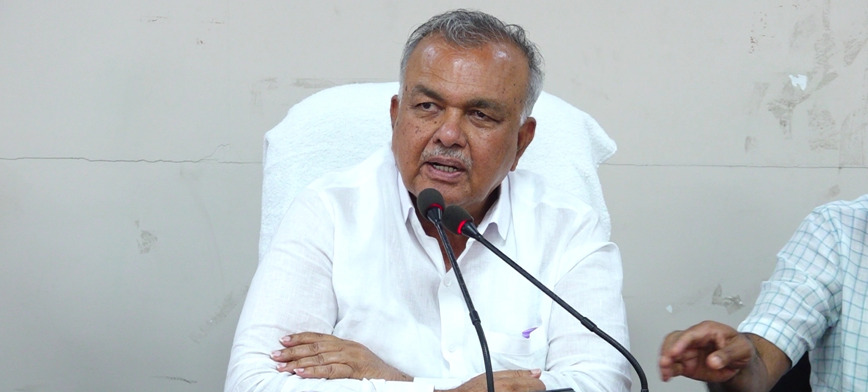 ದ್ವಿಚಕ್ರ ವಾಹನಗಳ ಪರೀಕ್ಷಾ ಟ್ರ್ಯಾಕ್ ; ಮುಡಿಪು ಫಜೀರ್ನಲ್ಲಿರುವ ವಾಹನ ಚಾಲನಾ ತರಬೇತಿ ಕೇಂದ್ರಕ್ಕೆ ಭೇಟಿ - News Karnataka