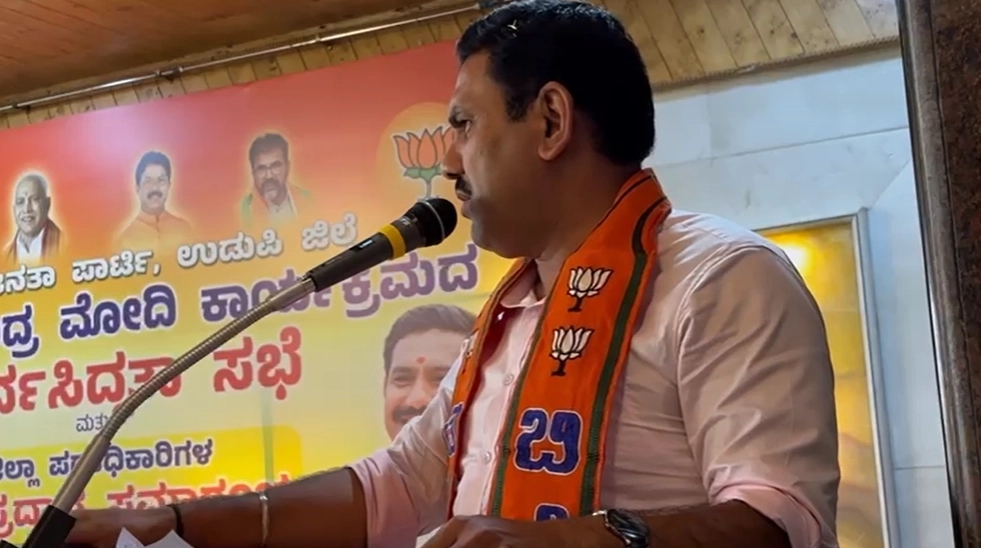 ಬೆಲೆ ಏರಿಕೆಯೇ ಕಾಂಗ್ರೆಸ್ ಸರಕಾರದ ಆರನೇ ಗ್ಯಾರಂಟಿ- ಬಿ.ವೈ.ವಿಜಯೇಂದ್ರ ಟೀಕೆ - News Karnataka