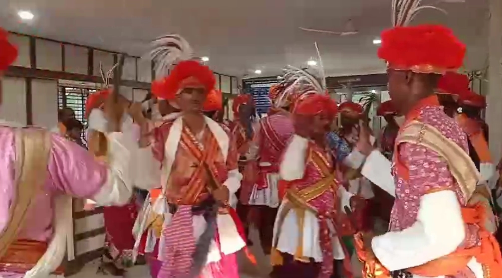 ಬ್ರಹ್ಮಾವರ: ಕುಡುಬಿ ಸಮುದಾಯದಿಂದ ಸಾಂಪ್ರದಾಯಕ ಹೋಳಿ ಆಚರಣೆ - News Karnataka
