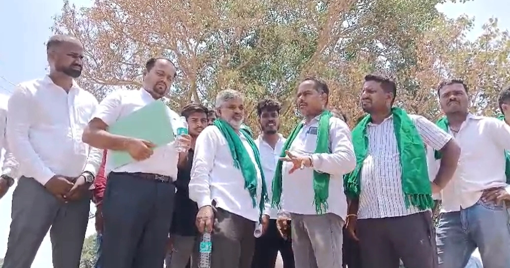 ಅವೈಜ್ಞಾನಿಕವಾದ ಕಳಪೆ ಕಾಮಗಾರಿ ವಿರುದ್ಧ ರೈತ ಸಂಘ ಮತ್ತು ಹಸಿರು ಸೇನೆ ಆಕ್ರೋಶ! - News Karnataka