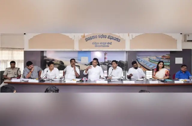 ಮಹಾಕಾಳಿಪಡ್ಡು ಕೆಳಸೇತುವೆ ಜನವರಿಯಲ್ಲಿ ಪೂರ್ಣ: ಸಂಸದರ ಅಧ್ಯಕ್ಷತೆಯಲ್ಲಿ ಸಭೆ - News Karnataka