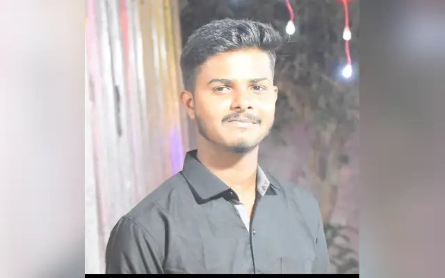ಬೈಕ್ ಗೆ ಕಾರು ಡಿಕ್ಕಿ; ಕಾಲೇಜು ವಿದ್ಯಾರ್ಥಿ ಮೃತ್ಯು - News Karnataka