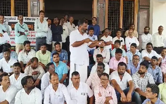 ಶಾಸಕ ಗಂಟಿಹೊಳೆಯಿಂದ ತಾಲೂಕು ಕಚೇರಿ ಎದುರು ದಿಢೀರ್ ಅಹೋರಾತ್ರಿ ಧರಣಿ - News Karnataka