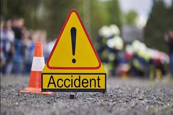ಬೈಕ್ ಗೆ ಖಾಸಗಿ ಬಸ್ ಡಿಕ್ಕಿ – ಸವಾರ ಮೃತ್ಯು - News Karnataka