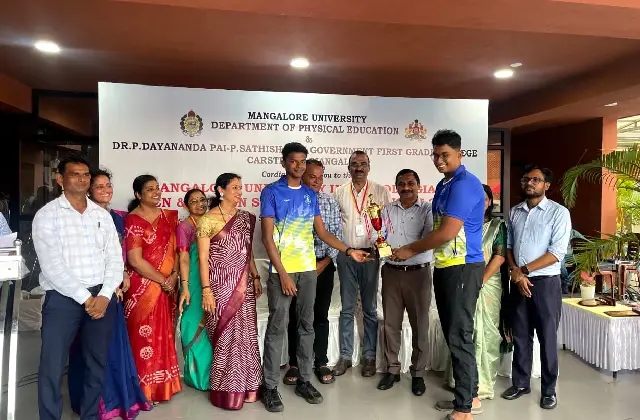 ಮಂಗಳೂರು ವಿವಿ ಅಂತರ್ ಕಾಲೇಜು ಈಜು ಚಾಂಪಿಯನ್ ಶಿಪ್ ನಲ್ಲಿ ಸಂತ ಫಿಲೋಮಿನಾಗೆ 4ನೇ ಸ್ಥಾನ - News Karnataka