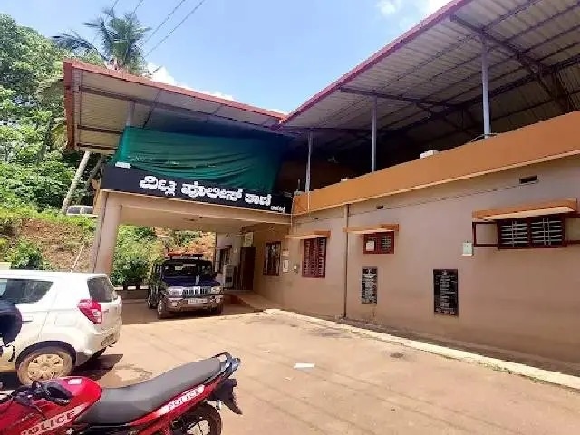 ಬಾಂಗ್ಲಾದೇಶದ ಪ್ರಜೆಗೆ ಪಾಸ್ ಪೋರ್ಟ್ ಪಡೆಯಲು ಸಹಾಯ – ವಿಟ್ಲ ಪೊಲೀಸ್ ಠಾಣೆಯ ಕಾನ್ಸ್ಟೇಬಲ್ ಅರೆಸ್ಟ್ - News Karnataka