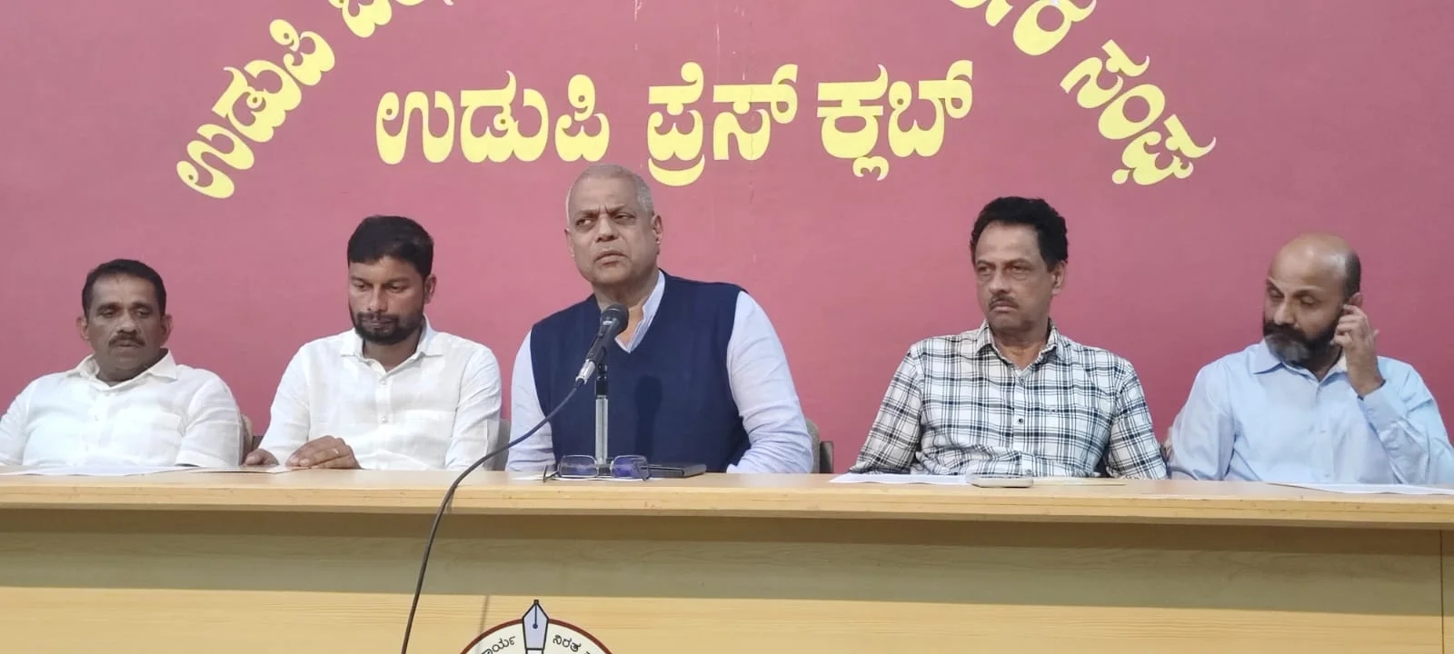 ಡಿ.25ರಂದು ಹೆಗ್ಗುಂಜೆ ರಾಜೀವ ಶೆಟ್ಟಿ ಚಾರಿಟೇಬಲ್ ಟ್ರಸ್ಟ್ ನಿಂದ 14 ಮನೆಗಳ ಹಸ್ತಾಂತರ - News Karnataka