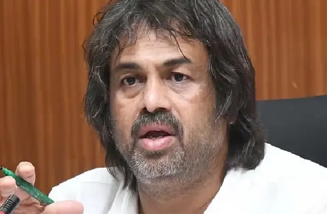 ಒಂದೇ ಒಂದು ಮಗು ಇದ್ದರೂ ಸರ್ಕಾರಿ ಶಾಲೆ ಮುಚ್ಚೋದಿಲ್ಲ:ಮಧು ಬಂಗಾರಪ್ಪ - News Karnataka
