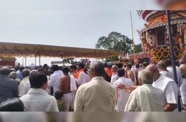 ಪರ್ಕಳ ಶ್ರೀ ಮಹಾಲಿಂಗೇಶ್ವರ ಮಹಾಗಣಪತಿ ದೇವಸ್ಥಾನದ ವಾರ್ಷಿಕ ರಥೋತ್ಸವ; ಸಾವಿರಾರು ಭಕ್ತರು ಭಾಗಿ - News Karnataka