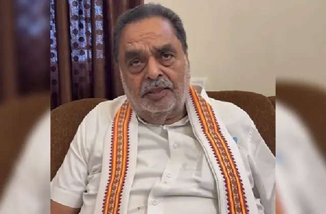 ಉಡುಪಿ ಜಿಲ್ಲಾಧಿಕಾರಿ ಕೇಸರಿ ಧ್ವಜ ಹಾರಿಸಿದ ವಿಚಾರ, ಮಾಜಿ ಸಚಿವ ರಮಾನಾಥ್ ರೈ ಹೇಳಿಕೆ ವೈರಲ್ ಹಿನ್ನೆಲೆ, ಸ್ಪಷ್ಟೀಕರಣ! - News Karnataka