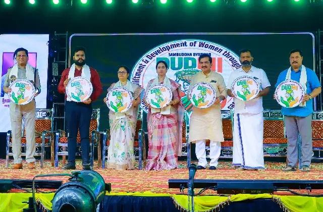 ಚುನಾವಣೆ ಸಮಯದಲ್ಲಿ ಮಾತ್ರ ರಾಜಕೀಯ, ಅಭಿವೃದ್ಧಿಗಿಲ್ಲ : ಸಚಿವೆ ಲಕ್ಷ್ಮೀ ಹೆಬ್ಬಾಳಕರ್ - News Karnataka