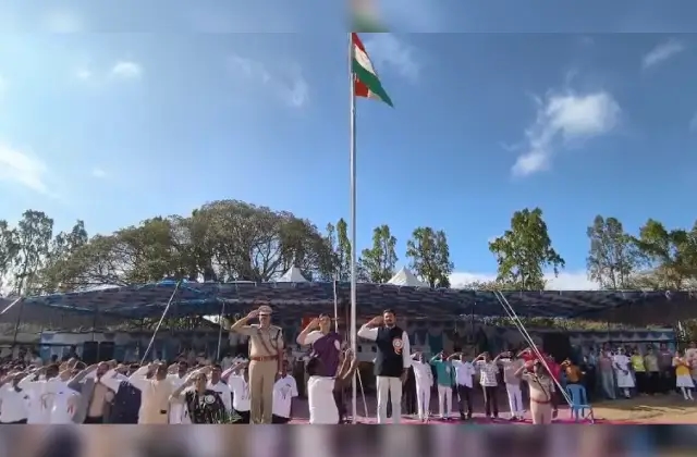 ನಂಜನಗೂಡಿನಲ್ಲಿ 77ನೇ ಗಣರಾಜ್ಯೋತ್ಸವ ಆಚರಣೆ - News Karnataka