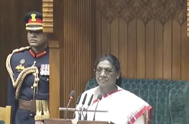 ಬಜೆಟ್ ಅಧಿವೇಶನಕ್ಕೆ ರಾಷ್ಟ್ರಪತಿಗಳಿಂದ ಚಾಲನೆ! - News Karnataka