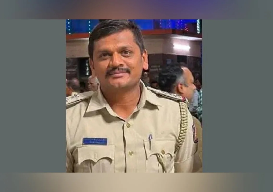 40,000 ರೂ. ಲಂಚ ಪಡೆಯುವಾಗ ರೆಡ್ಹ್ಯಾಂಡಾಗಿ ಲೋಕಾಯುಕ್ತ ಬಲೆಗೆ ಬಿದ್ದ ಪಿಎಸ್ಐ - News Karnataka