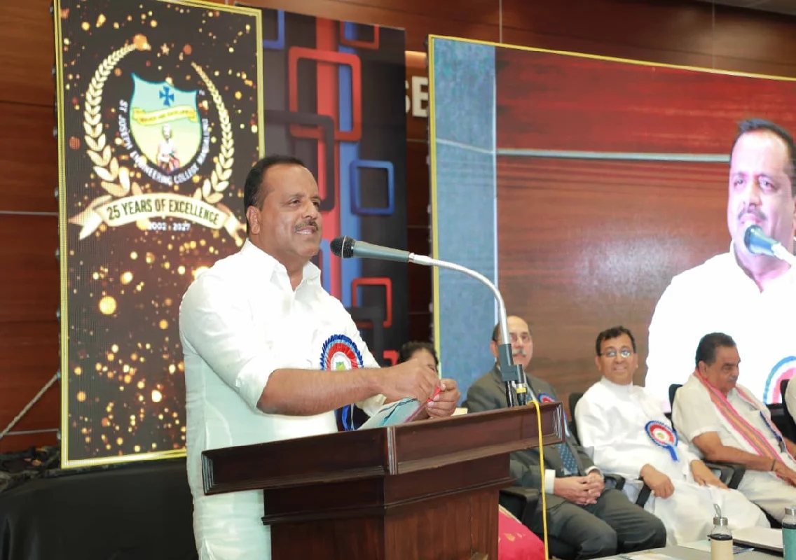ಸಂತ ಜೋಸೆಫ್ ಎಂಜಿನಿಯರಿಂಗ್ ಕಾಲೇಜು ಭವಿಷ್ಯದ ಭಾರತದ ಶಿಲ್ಪಿಗಳನ್ನು ರೂಪಿಸುವ ಸಂಸ್ಥೆ: ಯು.ಟಿ. ಖಾದರ್ - News Karnataka