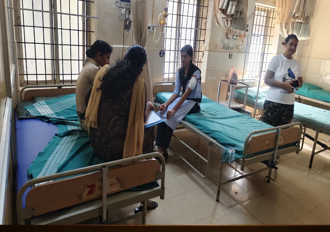 ಬೆಳ್ತಂಗಡಿ : ಕಾಲೇಜು ತೆರಳುತ್ತಿದ್ದ ಅಪ್ರಾಪ್ತ ಯುವತಿಯ ಅಪಹರಣ ಯತ್ನ, ಕೈಗೆ ಚೂರಿ ಇರಿತ! - News Karnataka