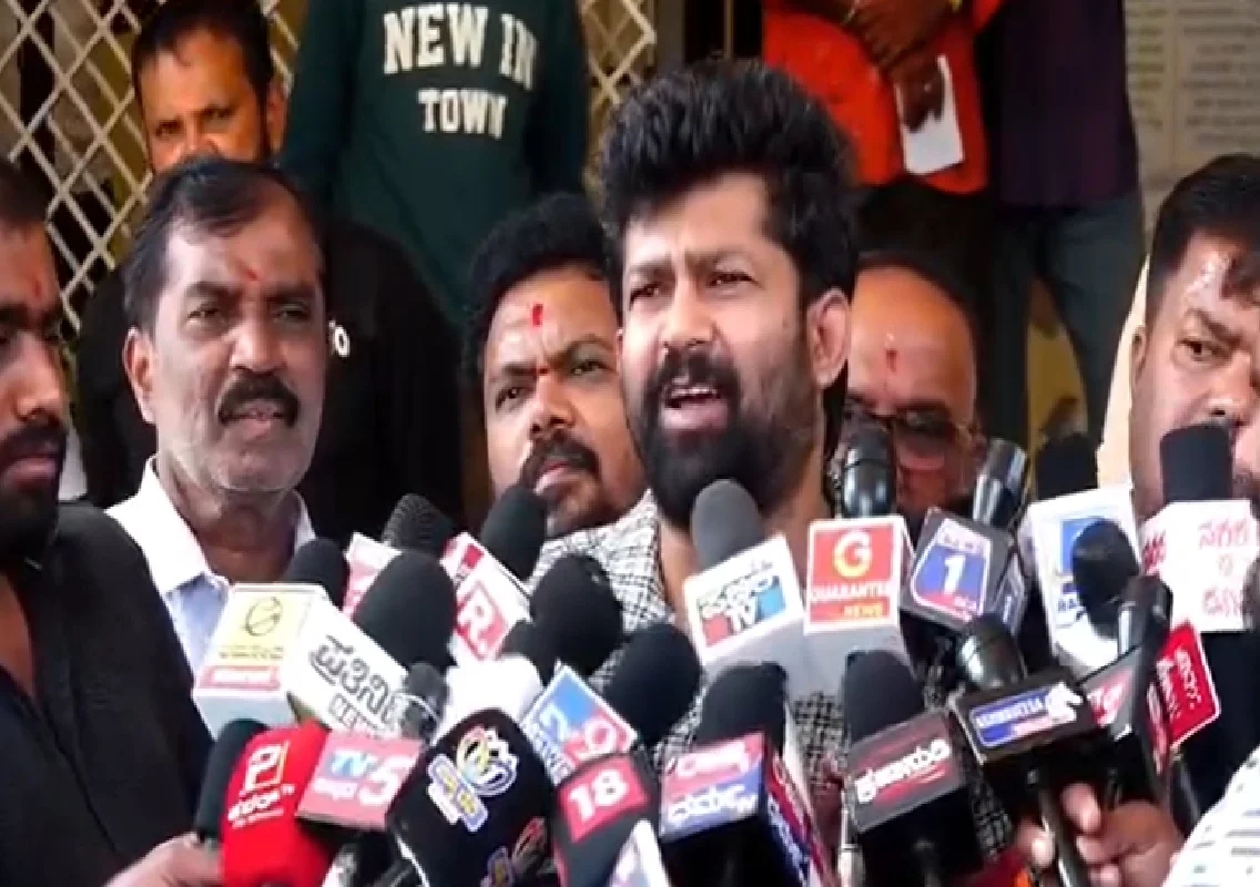 ಯತೀಂದ್ರ ಹಿಂದೆ ಸಿದ್ದರಾಮಯ್ಯ ಇಲ್ಲದಿದ್ರೆ ಯಂಕಣ್ಣ ಸೀನಣ್ಣಾನೂ ಕ್ಯಾರೆ ಅಂತಿರಲಿಲ್ಲ; ಯತೀಂದ್ರ ವಿರುದ್ದ ಪ್ರತಾಪ್ ಸಿಂಹ ಗುಡುಗು! - News Karnataka