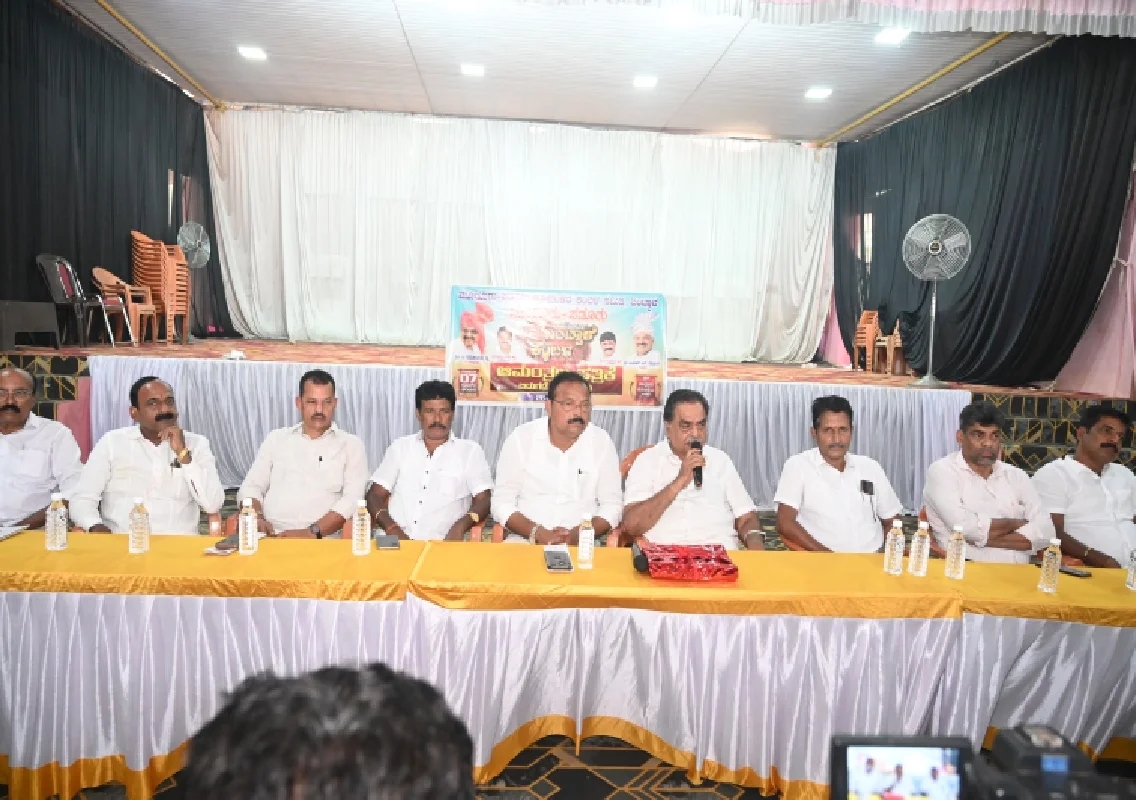 ಮಾರ್ಚ್ 7-8 : ಬಂಟ್ವಾಳದಲ್ಲಿ 15ನೇ ವರ್ಷದ ಮೂಡೂರು ಪಡೂರು ಕಂಬಳ - News Karnataka