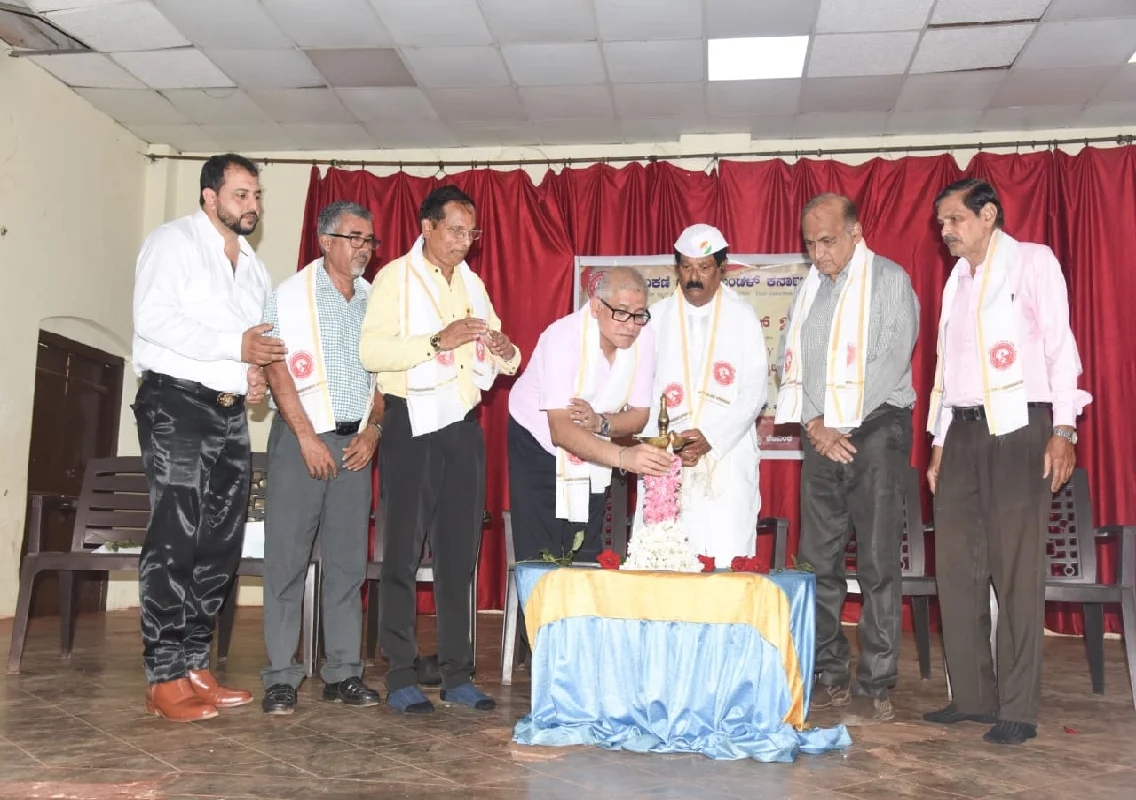 ವಂಶಾವಳಿ ತಿಳಿಯುವುದು ಕುತೂಹಲಕ್ಕೆ ಮಾತ್ರ ಅಗತ್ಯವಿದೆ: ತಜ್ಞ ಡಾ. ಮೈಕಲ್ ಲೋಬೊ ಅಭಿಮತ - News Karnataka