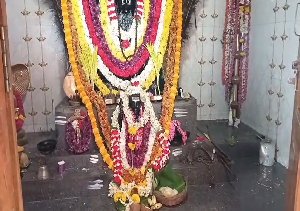 ವಿಜೃಂಭಣೆಯ ಶ್ರೀ ಘನನೀಲಿ ಸಿದ್ದಪ್ಪಾಜಿ ಕೊಂಡೋತ್ಸವ - News Karnataka