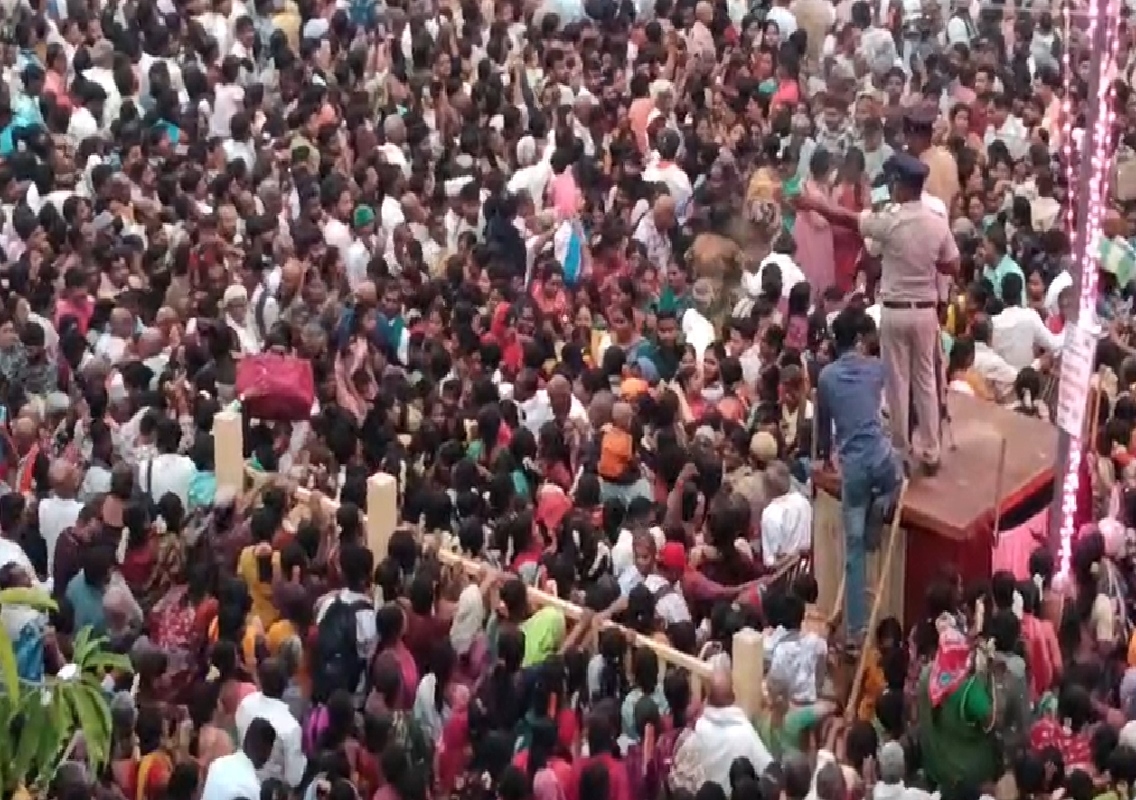 ರಥೋತ್ಸವ ವೇಳೆ ನೂಕುನುಗ್ಗಲು ಕಾಲ್ತುಳಿತದಲ್ಲಿ ಇಬ್ಬರಿಗೆ ಗಂಭೀರ ಗಾಯ - News Karnataka