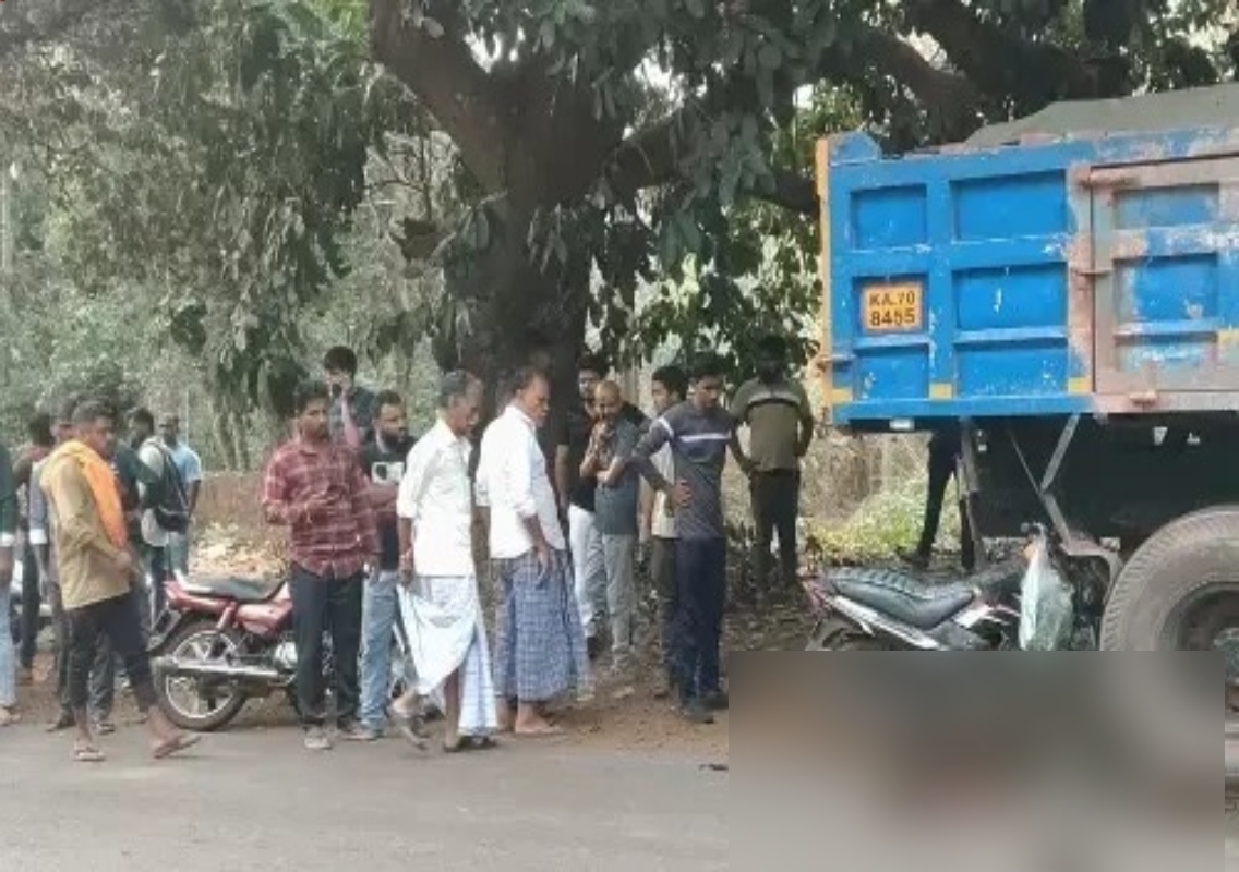 ಮೂಡಬಿದಿರೆ: ಪೆಟ್ರೋಲ್ ಬಂಕ್ ಬಳಿ ಭೀಕರ ಅಪಘಾತ: ತಾಯಿ – ಮಗ ಮೃತ್ಯು - News Karnataka