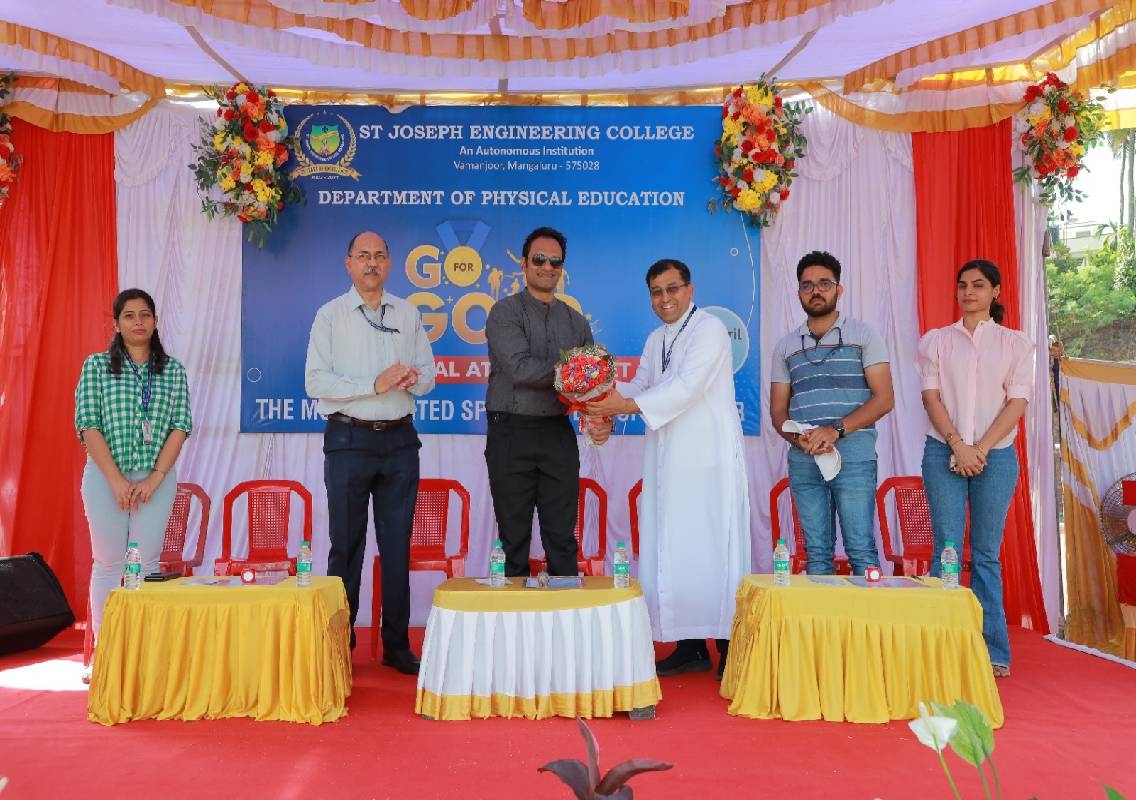 ಎಸ್ಜೆಇಸಿ “ಗೋ ಫಾರ್ ಗೋಲ್ಡ್–2026” ವಾರ್ಷಿಕ ಅಥ್ಲೆಟಿಕ್ ಮೀಟ್ ಆಚರಣೆ - News Karnataka