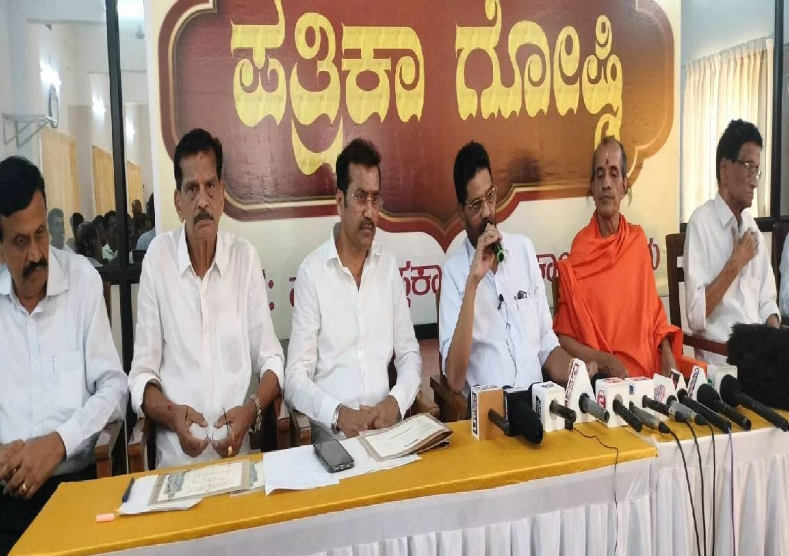 ಕಾರ್ಕಳ ಭಗವಾನ್ ಬಾಹುಬಲಿಯ ಮಹಾಮಸ್ತಕಾಭಿಷೇಕಕ್ಕೆ ಸಿದ್ಧತೆ: ಡಾ.ಎಂ.ಎನ್.ರಾಜೇಂದ್ರಕುಮಾರ್ - News Karnataka