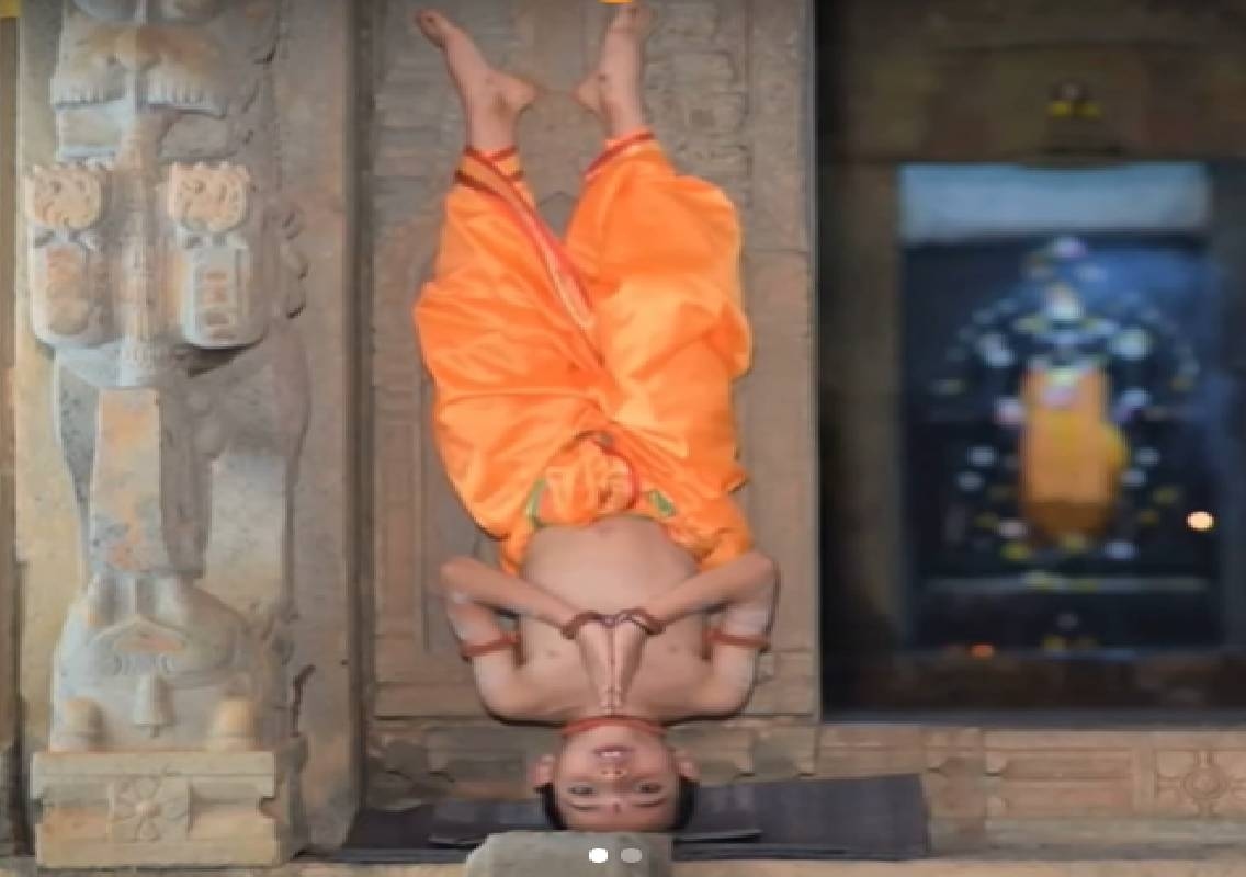 3 ನಿಮಿಷ 47 ಸೆಕೆಂಡುಗಳ ಕಾಲ ಹ್ಯಾಂಡ್ಸ್-ಫ್ರೀ ಹಿಡಿದುಕೊಂಡು ‘ಶಿವ ತಾಂಡವ ಸ್ತೋತ್ರ'ವನ್ನು ವೇಗವಾಗಿ ಪಠಿಸಿ ಇತಿಹಾಸ ಸೃಷ್ಟಿಸಿದ ಬಾಲಕ - News Karnataka
