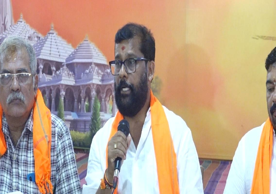 ಕೋಮು ಸಂಘರ್ಷಕ್ಕೆ ಪ್ರಚೋದನೆ ನೀಡಿದ ಎಸ್ ಟಿ ಪಿ ಐ ಮುಖಂಡನ ವಿರುದ್ಧ ಕ್ರಮ ಕೈಗೊಳ್ಳಿ: ಶರಣ್ ಪಂಪ್ವೆಲ್ - News Karnataka