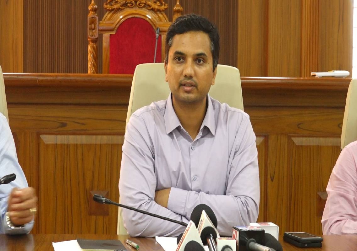 ಮಳೆಗಾಲದಲ್ಲಿ ಜಲಸಿರಿ, ಒಳಚರಂಡಿ ಹೊಸತಾಗಿ ಅಗೆತಕ್ಕೆ ಅವಕಾಶವಿಲ್ಲ : ಜಿಲ್ಲಾಧಿಕಾರಿ ದರ್ಶನ್ ಎಚ್.ವಿ - News Karnataka