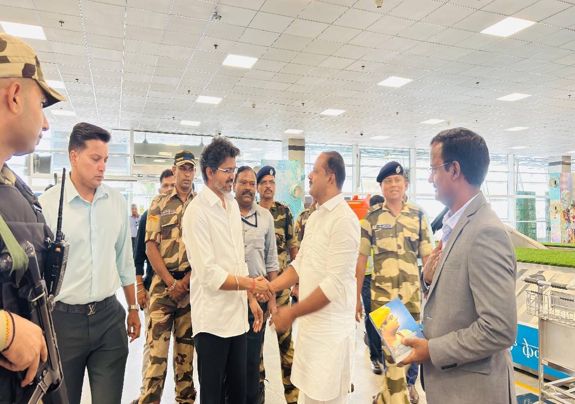 ಮಂಗಳೂರಿಗೆ ಆಗಮಿಸಿದ ತಮಿಳುನಾಡು ಸಿಎಂ ವಿಜಯ್ - News Karnataka