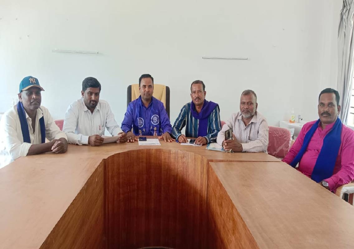 ಶಾಸಕ ದರ್ಶನ್ ಧ್ರುವನಾರಾಯಣ್ಗೆ ಸಚಿವ ಸ್ಥಾನ ನೀಡಿ: ದಸಂಸ ಆಗ್ರಹ - News Karnataka