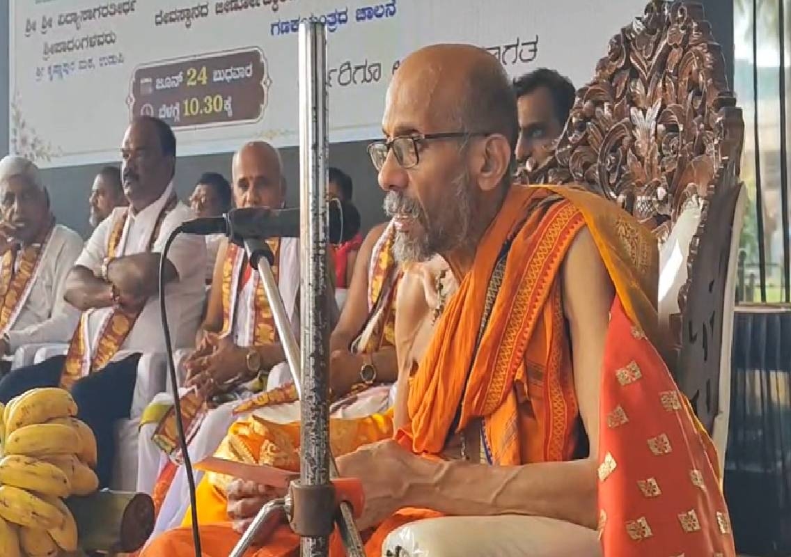 ಪೆರ್ಡೂರು ಅನಂತ ದೇವಸ್ಥಾನದ ಜೀರ್ಣೋದ್ಧಾರ ಸೂಕ್ತ ಸಮಯದಲ್ಲಿ ಭವ್ಯವಾಗಿ ನೆರವೇರಲಿ – ವಿದ್ಯಾಸಾಗರತೀರ್ಥ ಶ್ರೀ - News Karnataka