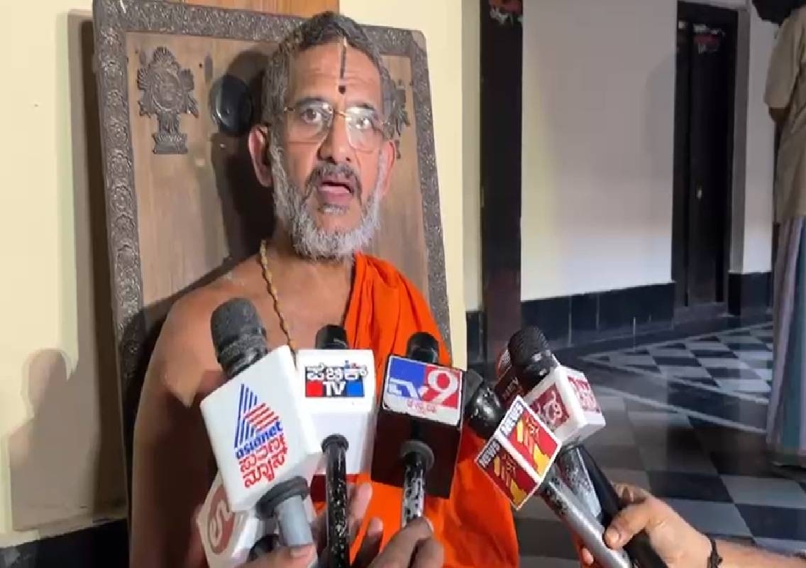 ರಾಮಮಂದಿರದಲ್ಲಿ ಅವ್ಯವಹಾರದಂತಹ ಘೋರ ಅಪಚಾರ ನಡೆಯಬಾರದಿತ್ತು: ಪೇಜಾವರ ಶ್ರೀವಿಶ್ವಪ್ರಸನ್ನ ತೀರ್ಥ ಸ್ವಾಮೀಜಿ - News Karnataka